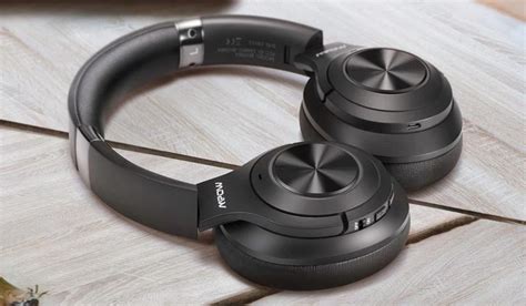 mpow bluetooth headphones.